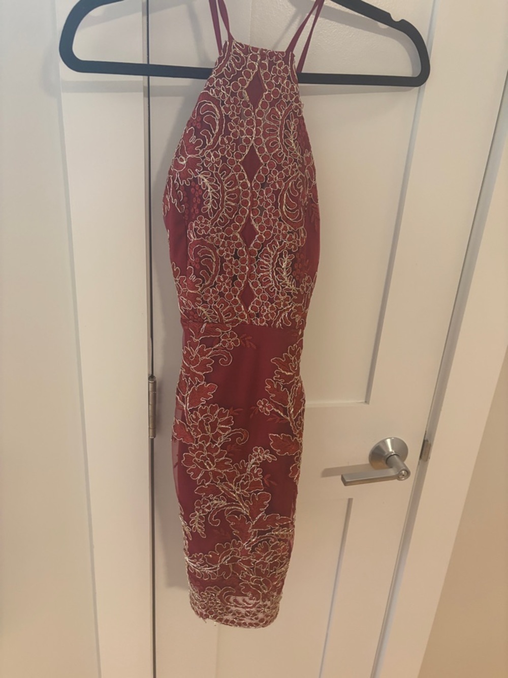 Embroidered Halter Neck Bodycon Dress - Burgundy - Picture 2 of 3